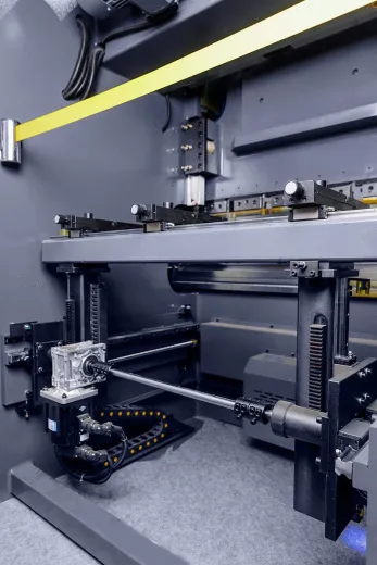 MetalTec HBC 170/3200 Листогибочный пресс с ЧПУ 4+1 MT-15