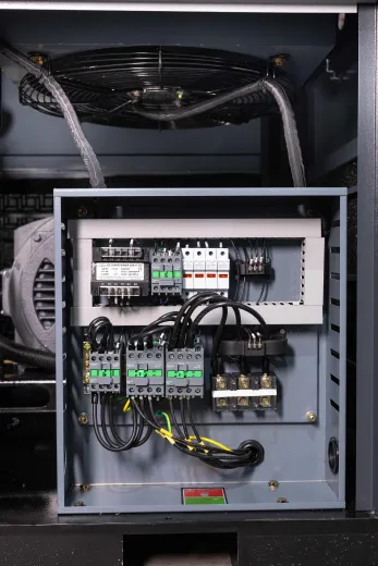 Винтовой компрессор IRONMAC IC 75/10 B