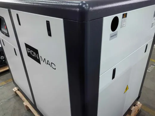 Винтовой компрессор IRONMAC IC 60/10 DIGI WiFi