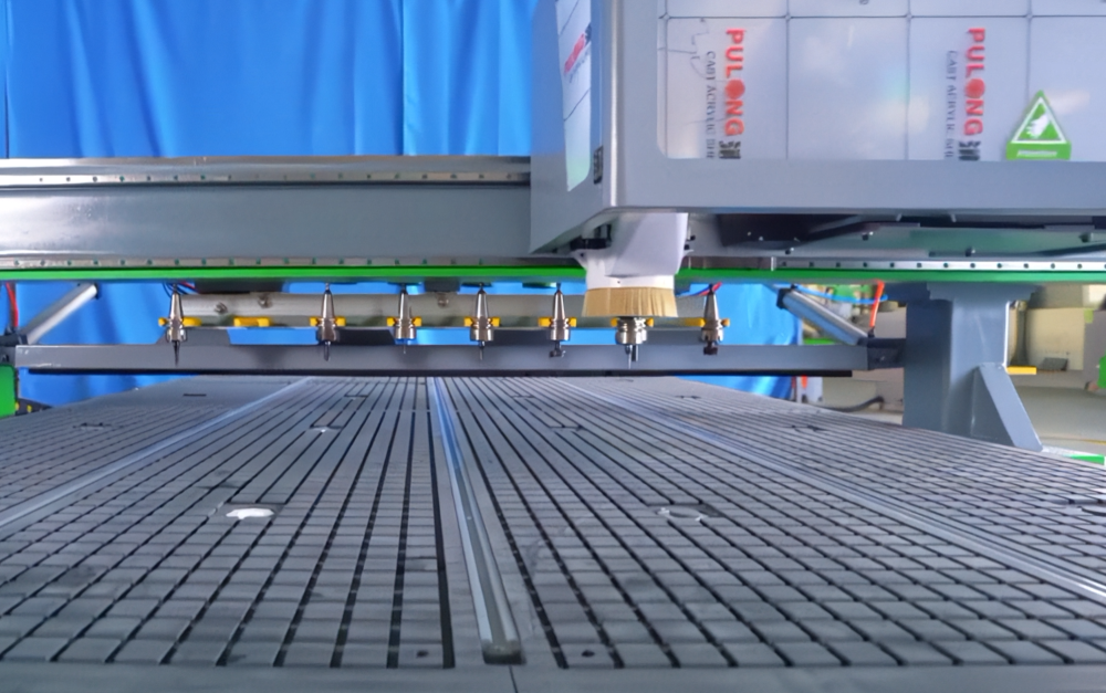 Фрезерно-гравировальный станок с ЧПУ WoodTec НА-2030W MAX + принтер печати этикеток 0-90 градусов