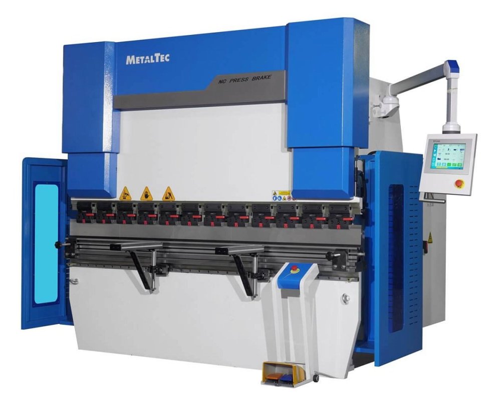 MetalTec HBM 63/2500C Листогибочный гидравлический пресс с ЧПУ контроллером TP10S