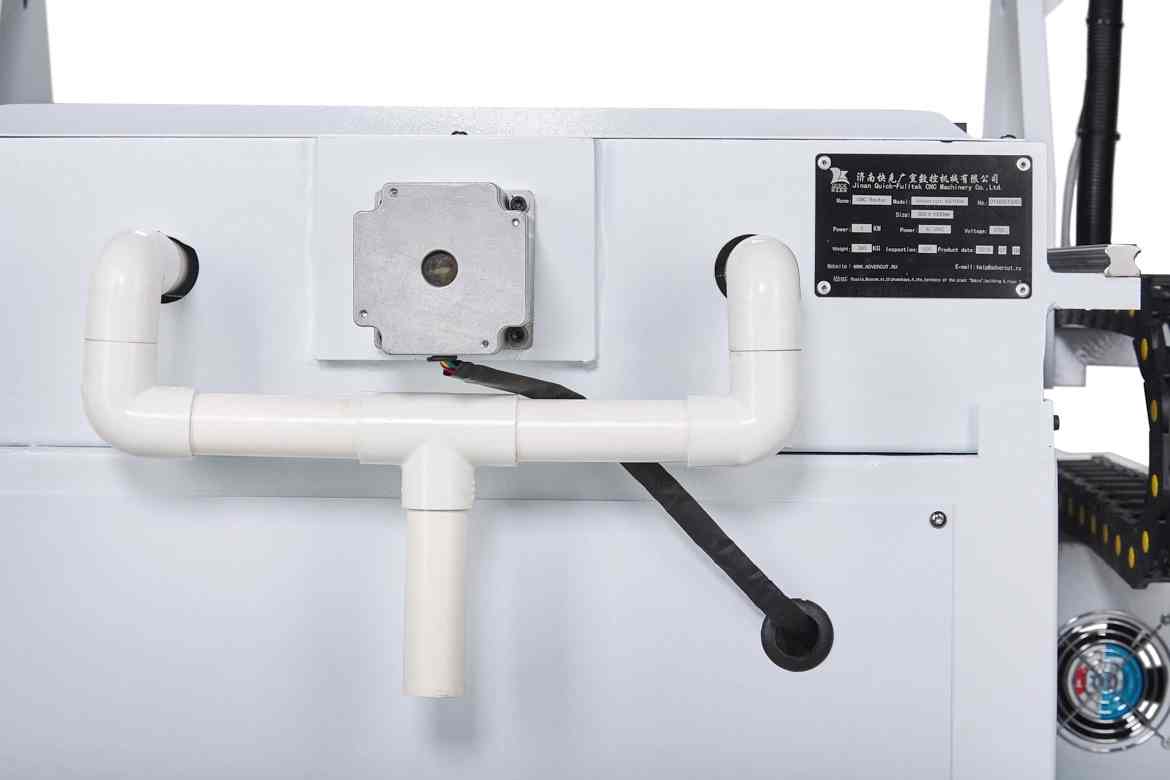 Фрезерный станок с ЧПУ Advercut K6100A  Z200