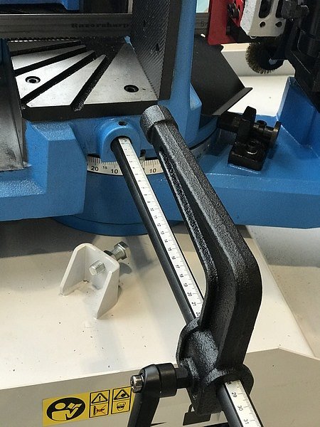 MetalTec BS 250FH (380W) Ленточнопильный станок по металлу (Ø до 250 мм, полотно 27 мм, -45 - 0 - +60 поворот рамы)