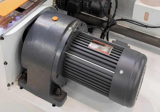 Excitech 736 Servo