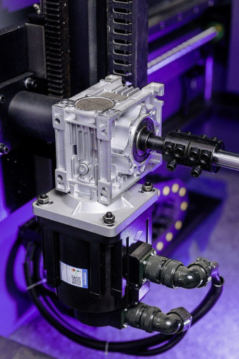 MetalTec HBC 110/2500 Листогибочный гидравлический пресс с ЧПУ CYBELEC CT12