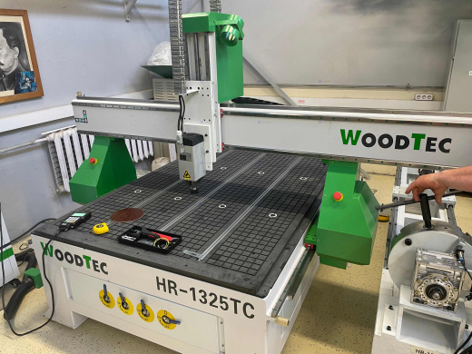 ЧПУ WoodTec HR 1325TC