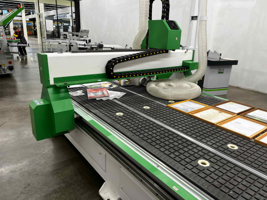 ЧПУ WoodTec СH 1325L