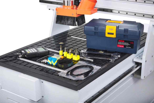 Фрезерный станок с ЧПУ Advercut K6100A  Z300