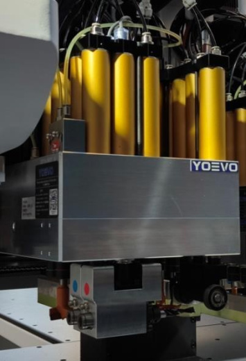 Автоматический сверлильно-присадочный станок с ЧПУ WoodTec HBM 611K C