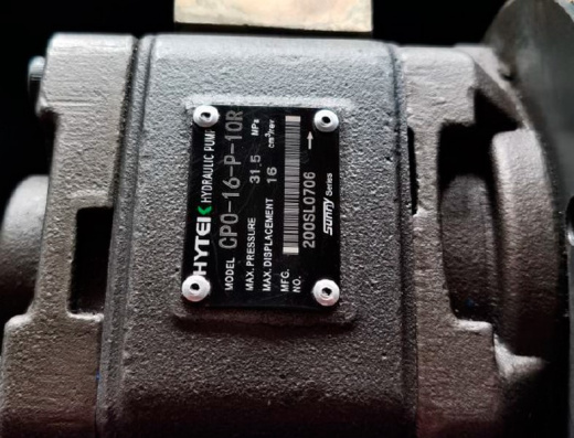 MetalTec HBM 125/3200M (E22, ручная компенсация прогиба, инвертор заднего упора) листогибочный гидравлический пресс