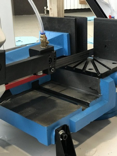 MetalTec BS 250FH (380W) Ленточнопильный станок по металлу (Ø до 250 мм, полотно 27 мм, -45 - 0 - +60 поворот рамы)
