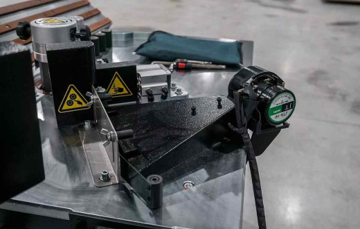Кромкооблицовочный станок с ручной подачей Nanxing MF50S