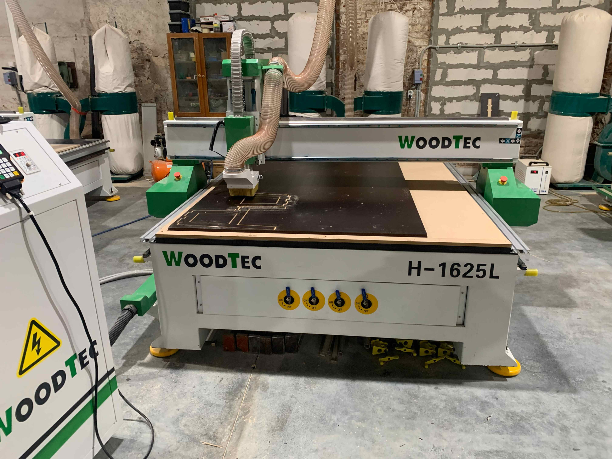 ЧПУ WoodTec H 1625L