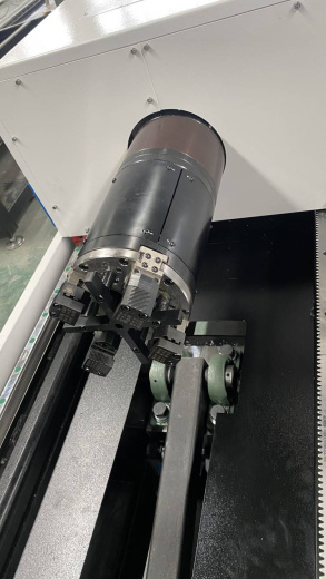 MetalTec T-30 (MAXPHOTONICS 1500W Tubes T-Lite + Tube PRO Raytools BM 110) оптоволоконный лазерный станок для металлических труб
