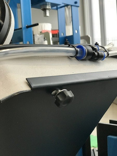 MetalTec BS 250FH (380W) Ленточнопильный станок по металлу (Ø до 250 мм, полотно 27 мм, -45 - 0 - +60 поворот рамы)