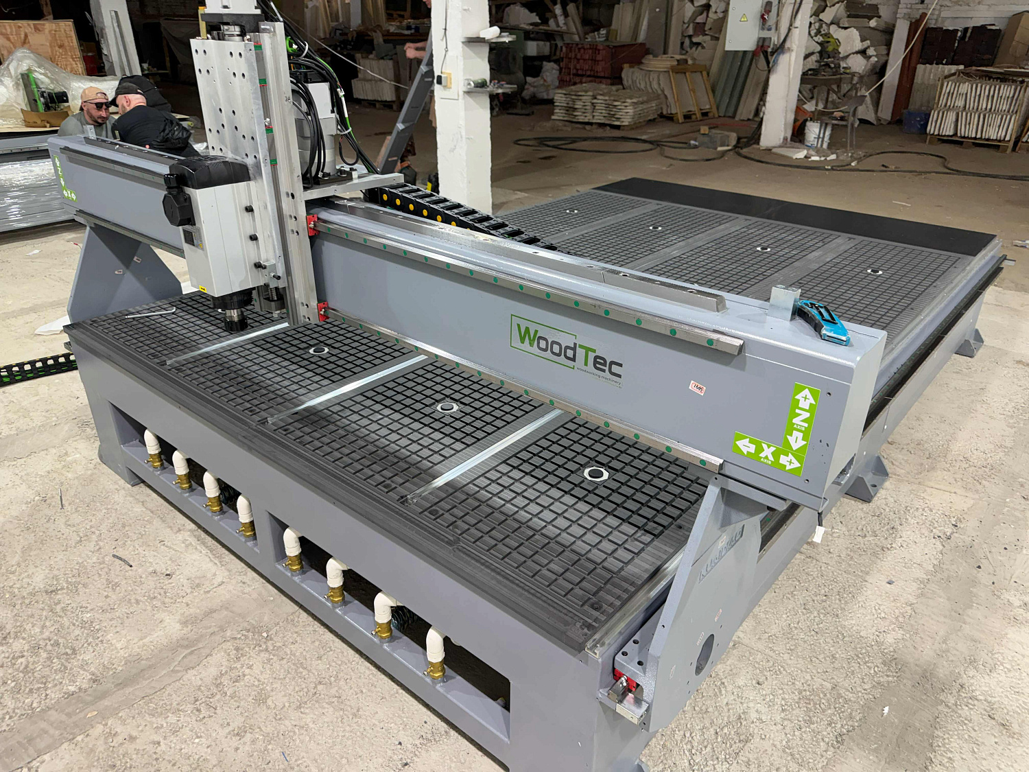 Чем выгодна покупка станка ЧПУ WOODTEC 2030W на серводвигателях?